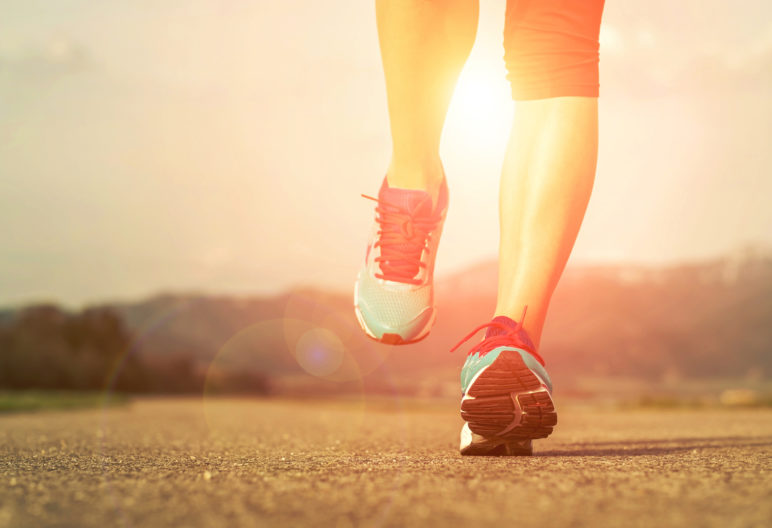 Correr con zapatillas adecuadas es más saludable para tus pies