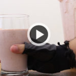 Batido de proteínas: leche y fresa